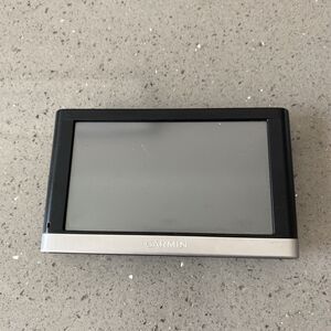 Garmin Nuvi 2597LMT GPS Touch Screen Car Navigation Systeme Unit ONLY READ